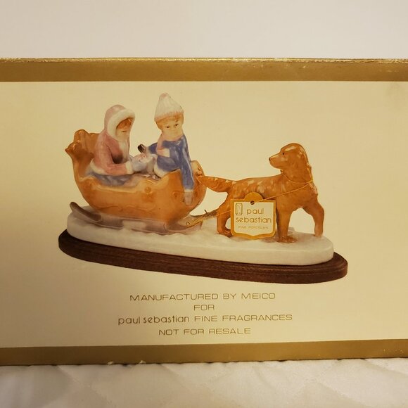 Paul Sebastian Sleigh Ride Dog & Children Porcelain Figurine - Picture 5 of 5
